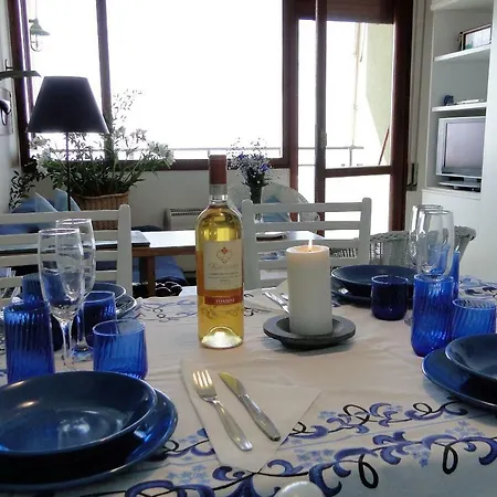 Cinque Terre & Beach * פראמורה